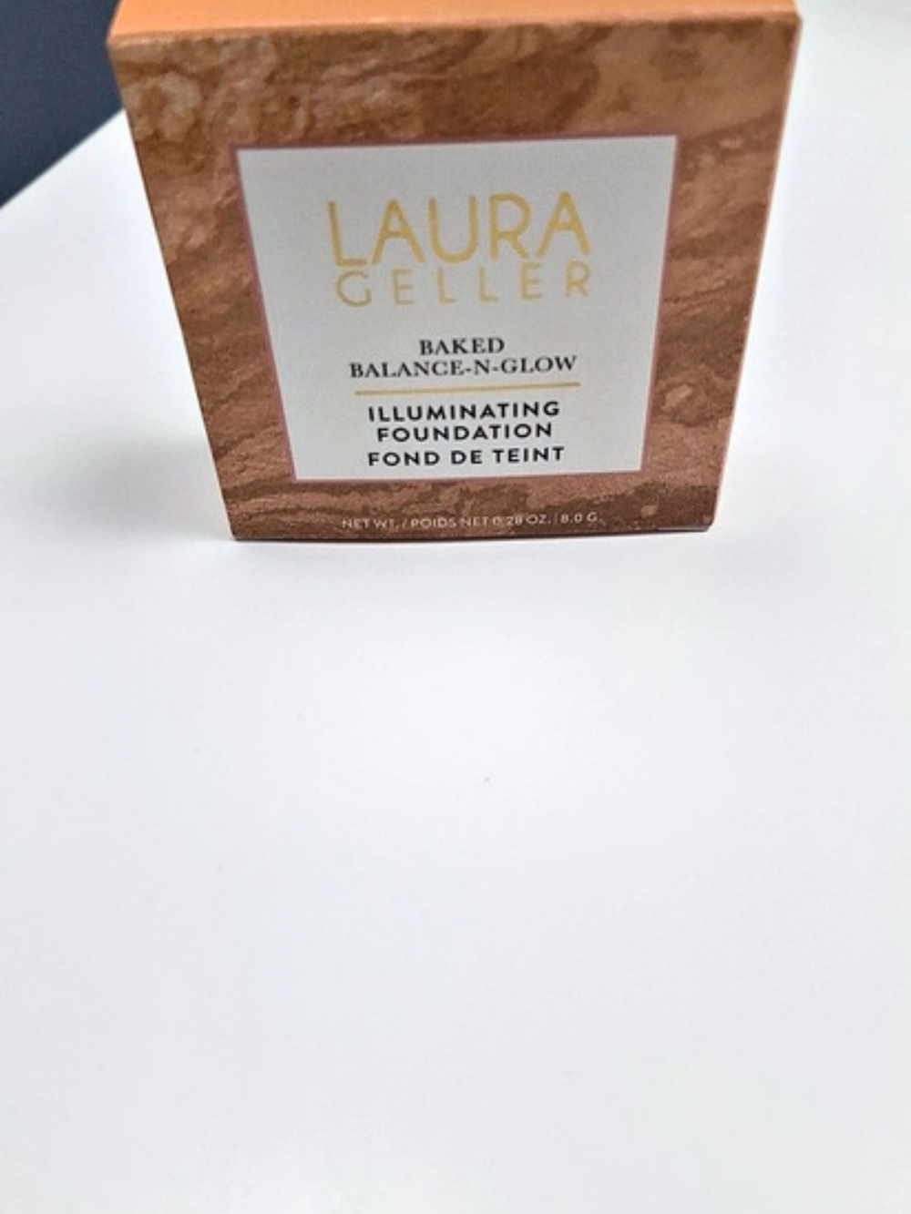 Laura Geller Baked Balance-N-Glow Illuminating Foundation Illuminating